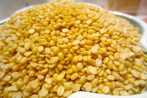 Nguyên liệu chuẩn bị làm chè đậu xanh bột khoai cốt dừa Nguyên liệu chuẩn bị làm chè đậu xanh bột khoai cốt dừa