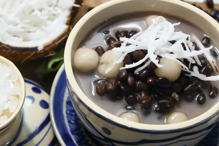 4Cách nấu chè đậu đen nước cốt dừa với trân châu 4Cách nấu chè đậu đen nước cốt dừa với trân châu