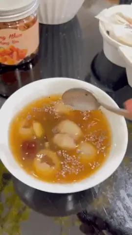 Vừa muốn đẹp, vừa muốn giải ngán đầu năm thì chị em nhớ nấu món chè này nha.