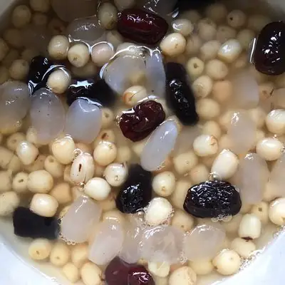 Cách Nấu Chè Hạt Đác Với Táo Đỏ Giòn Ngon, Ngọt Thanh Cách Nấu Chè Hạt Đác Với Táo Đỏ Giòn Ngon, Ngọt Thanh