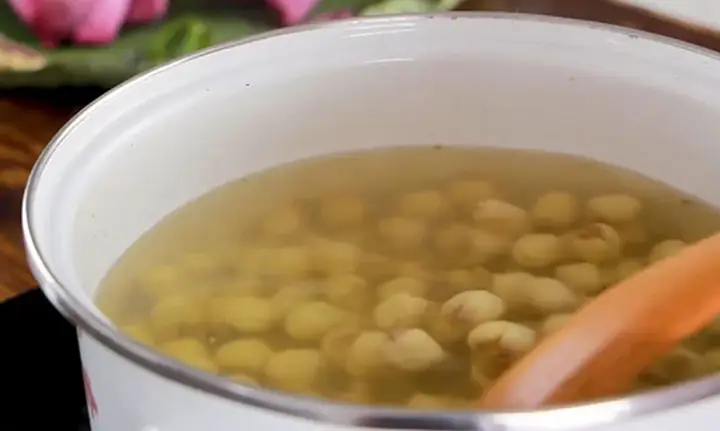 Cách Nấu Chè Hạt Sen Long Nhãn Cách Nấu Chè Hạt Sen Long Nhãn