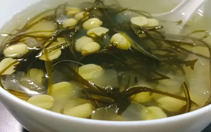 3.3. Thực hiện cách nấu chè hạt sen phổ tai