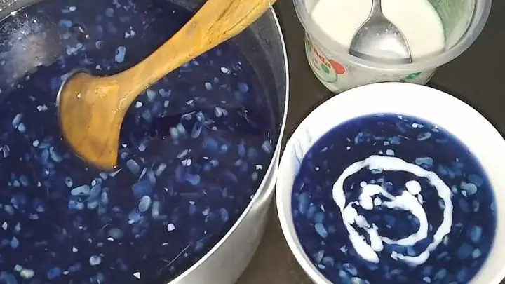 Cách nấu chè hoa đậu biếc thanh mát, đẹp mắt tại nhà?