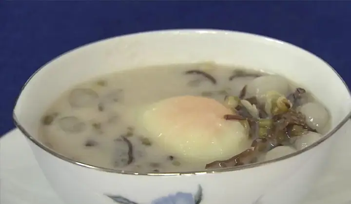 Cách Nấu Chè Hột Vịt Thơm Ngon, Chuẩn Vị Gia Truyền