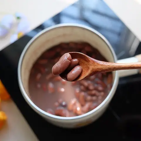 Cách Làm Bánh Trung Thu Dẻo Nhân Đậu Đỏ Truyền Thống Thơm Ngon Cách Làm Bánh Trung Thu Dẻo Nhân Đậu Đỏ Truyền Thống Thơm Ngon