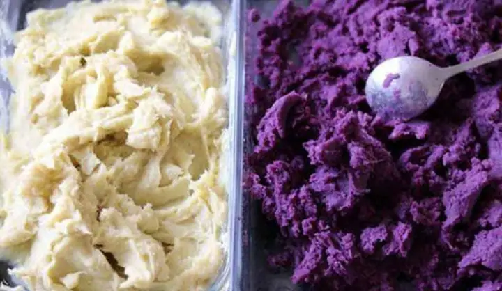 Bước 1: Sơ chế các nguyên liệu