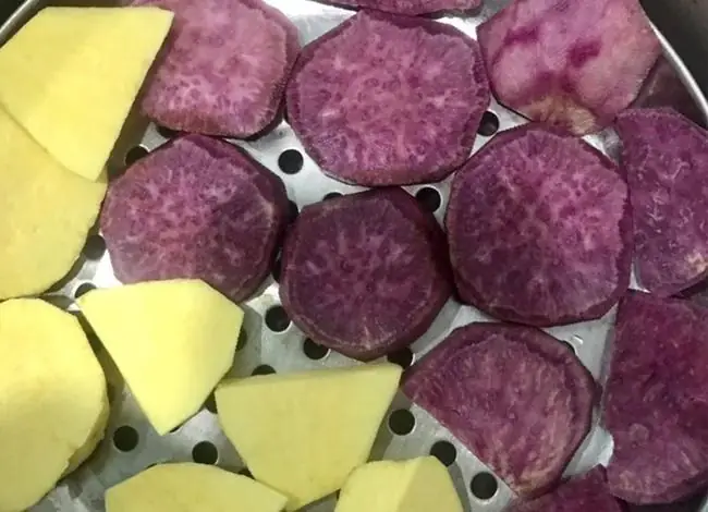 Bước 1: Hấp khoai Bước 1: Hấp khoai