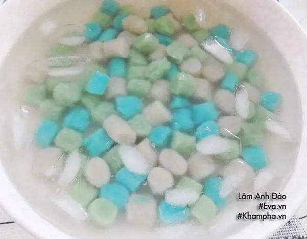 Các bước nấu chè khoai môn nước cốt dừa