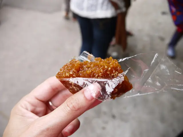 Món chè con ong trên mâm cơm tất niên - Ảnh 2.