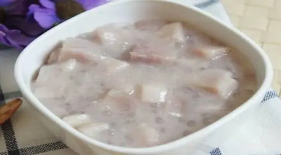2. Chè khoai môn