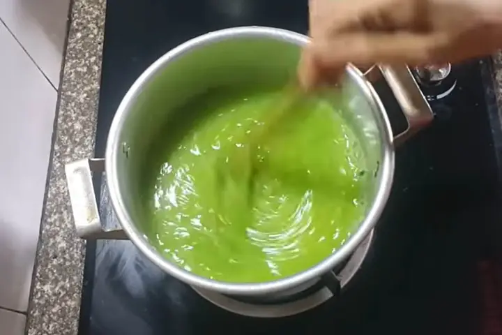 Bước 2: Tiến hành nấu chè Bước 2: Tiến hành nấu chè