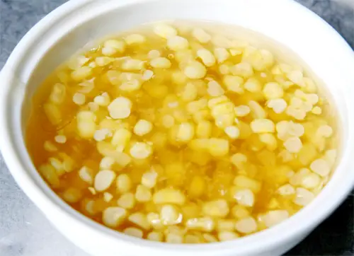 Cách nấu chè hạt sen khô mau mềm, không bị sượng?