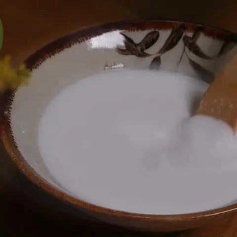 Pha Hỗn Hợp Sắn Dây Và Bột Năng