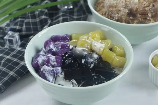 Cách làm chè khoai dẻo thảo mộc ngọt mát - ngon như ngoài hàng