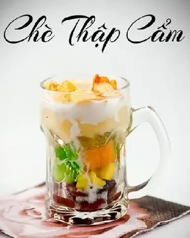 Bước 5: Trình Bày Và Thưởng Thức Chè Thập Cẩm