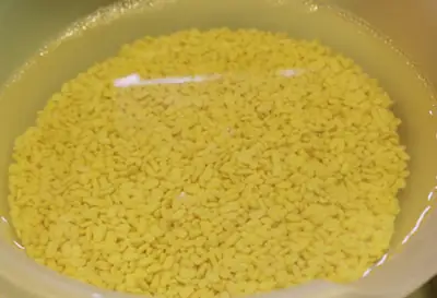 Bước 1: Sơ Chế Đậu Xanh Bước 1: Sơ Chế Đậu Xanh