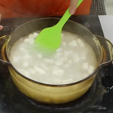 Cách nấu chè bưởi từ cùi bưởi khô thơm ngon cực đơn giản