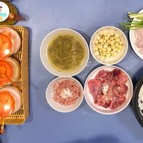 Bước 3: Ướp Thịt Chim Bồ Câu