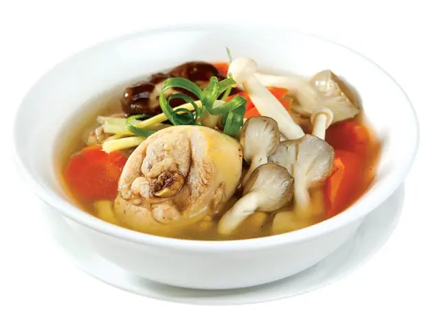 Canh gà nấm rơm