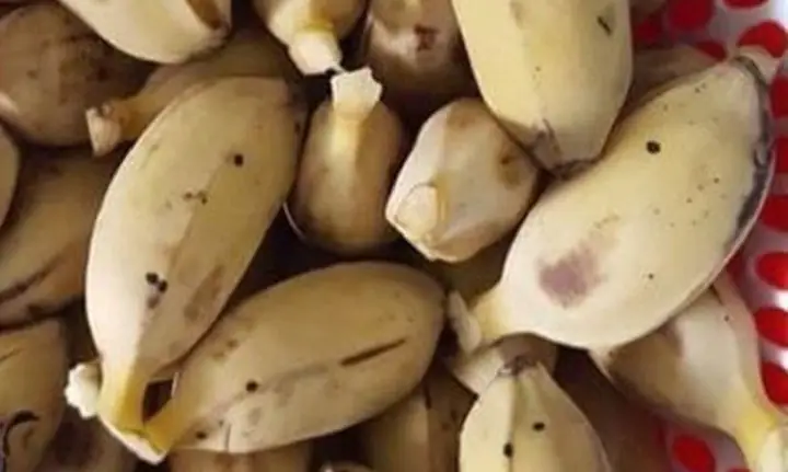 4. Cách Luộc Chuối Sáp Ngon