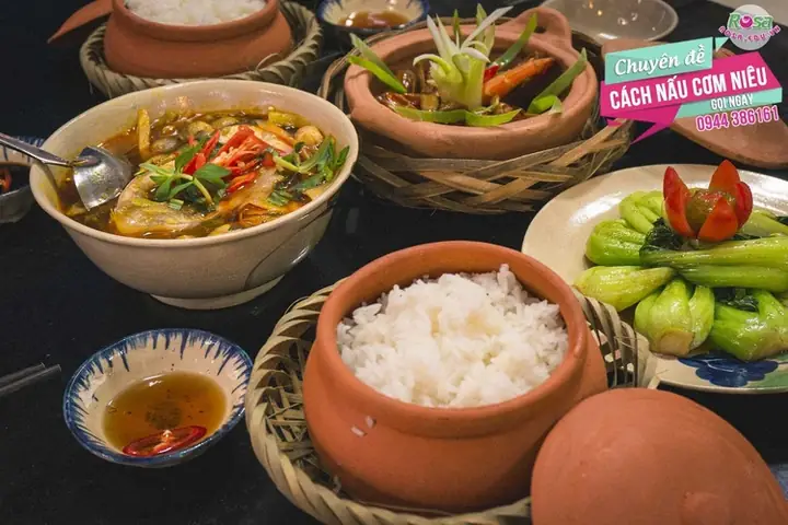 cách nấu cơm bình dân