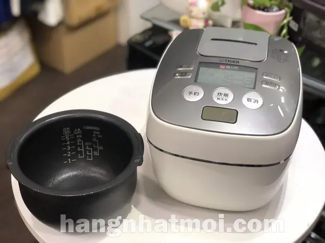 cách nấu cơm cháy nồi tiger