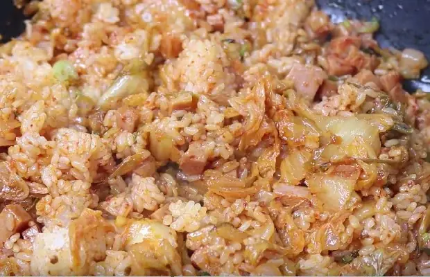 Cách làm cơm rang kim chi Cách làm cơm rang kim chi