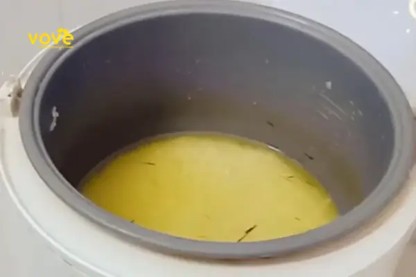 2. Nấu bằng nồi cơm điện