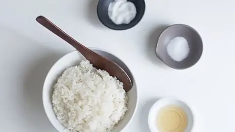 Náº¥u Cæ¡m Cã¹ng Vá»i Muá»i Hoáº·c Giáº¥m