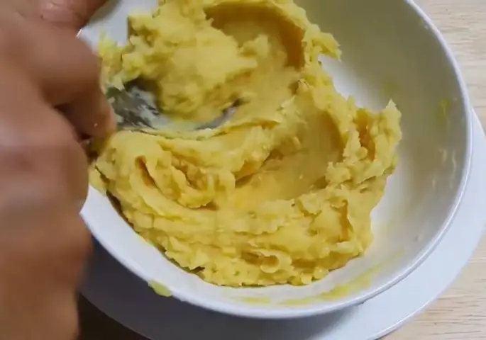 Chuẩn bị nguyên liệu và dụng cụ Chuẩn bị nguyên liệu và dụng cụ