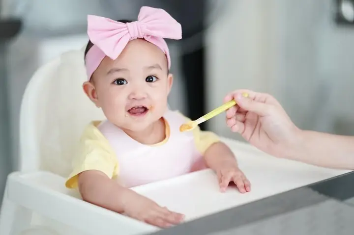 1. Bé 10 Tháng Ăn Cơm Nát Được Chưa? 1. Bé 10 Tháng Ăn Cơm Nát Được Chưa?