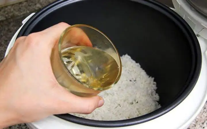 Cách Nấu Cơm Nếp Với Nhiều Nước