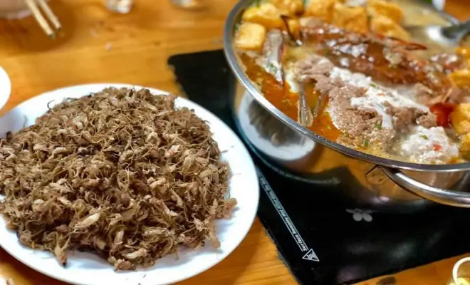 Đặc Sản Vật Vờ Chỉ Sống Vài Giờ Trong Môi Trường Tự Nhiên Rồi Chết… Nhưng Xác Của Nó Lại Có Giá Trị, Muốn Ăn Phải Đi Canh Từ 3 Giờ Sáng Mới Có Món Ăn Ngon, Lưu Danh Đặc Sản Trong Văn Hóa Ẩm Thực Và Có Giá Trị Trao Đổi. Đặc Sản Vật Vờ Chỉ Sống Vài Giờ Trong Môi Trường Tự Nhiên Rồi Chết… Nhưng Xác Của Nó Lại Có Giá Trị, Muốn Ăn Phải Đi Canh Từ 3 Giờ Sáng Mới Có Món Ăn Ngon, Lưu Danh Đặc Sản Trong Văn Hóa Ẩm Thực Và Có Giá Trị Trao Đổi.