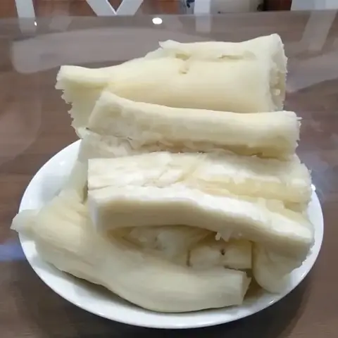 Cách Nấu Mì Quảng Gà Ngon Chuẩn Vị Đà Nẵng?