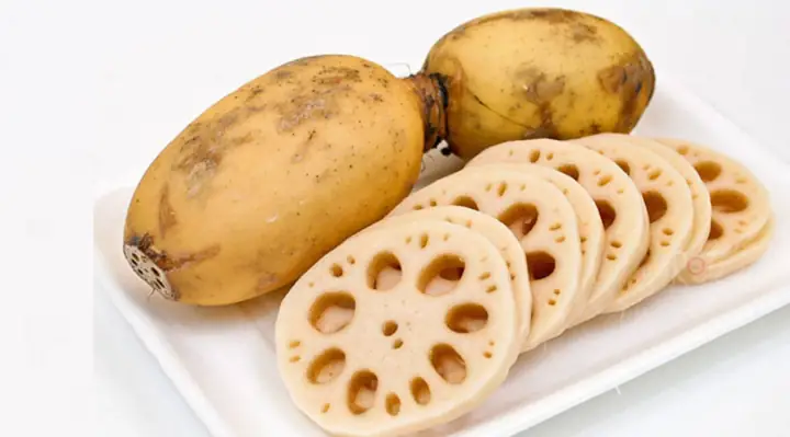 1. Hướng Dẫn Nấu Chè Củ Sen Truyền Thống