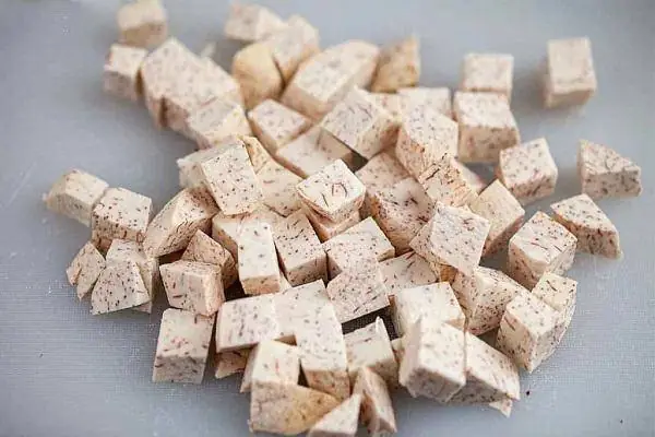 Cách Nấu Chè Đậu Trắng Với Khoai Môn Cách Nấu Chè Đậu Trắng Với Khoai Môn