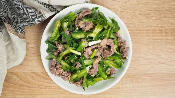 Cách làm đậu rồng xào thịt bò giòn xanh, thịt mềm thấm vị