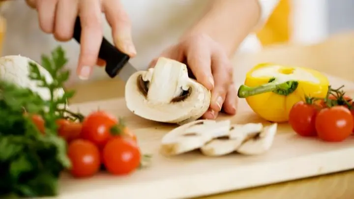 2Sơ chế nguyên liệu 2Sơ chế nguyên liệu