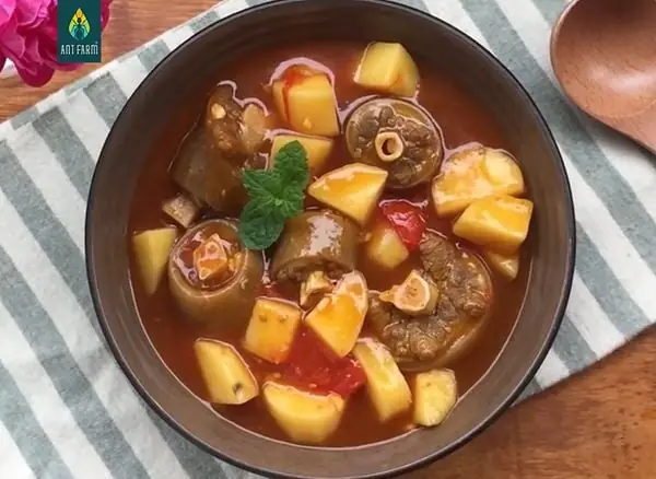 2. Cách nấu đuôi bò với khoai tây 2. Cách nấu đuôi bò với khoai tây