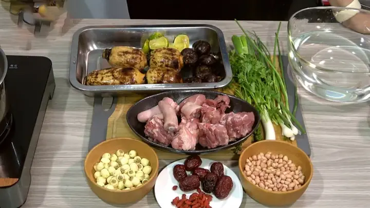 Cách Chọn Mua Củ Sen Ngon