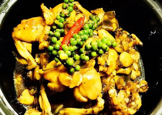ếch kho tiêu xanh