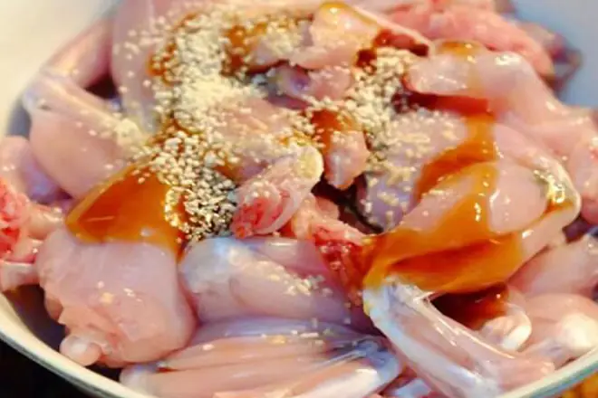 Công thức chế biến món ếch xào lá lốt thơm ngon, bổ dưỡng Công thức chế biến món ếch xào lá lốt thơm ngon, bổ dưỡng