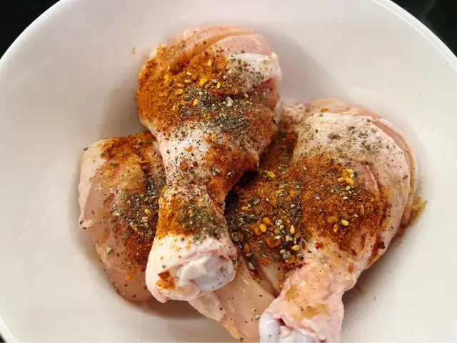 Cách Làm Đùi Gà Chiên Mắm Da Giòn Thịt Mềm Cách Làm Đùi Gà Chiên Mắm Da Giòn Thịt Mềm