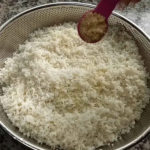 Cách Nấu Xôi Gà Chiên Nước Mắm Và Chiên Bơ Hấp Dẫn Thơm Ngon