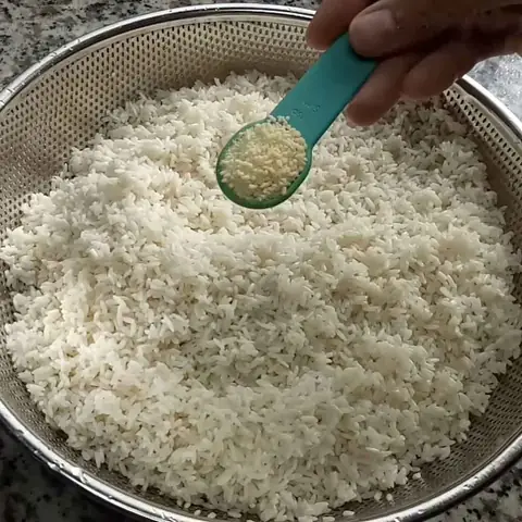 Cách Nấu Xôi Gà Chiên Nước Mắm Và Chiên Bơ Hấp Dẫn Thơm Ngon