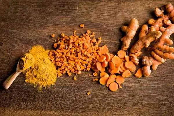 Bước 1: Sơ chế nghệ tươi Bước 1: Sơ chế nghệ tươi