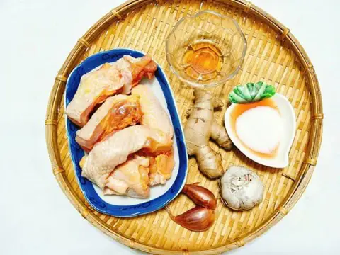 Gà Kho Sả Ớt Miền Trung Đậm Đà, Cay Thơm Ăn Bao Nhiêu Cơm Cũng Hết