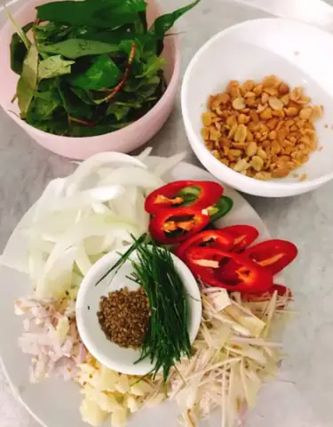 Cách Nấu Gà Xào Lăn Cách Nấu Gà Xào Lăn