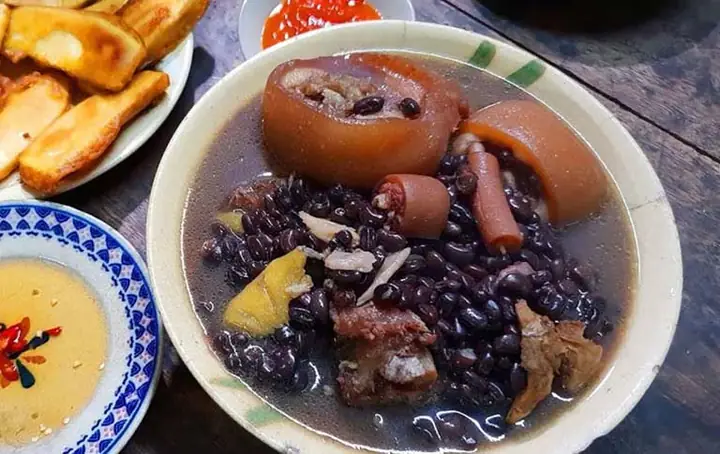 Lợi ích chữa viêm đau xương khớp của món đuôi bò hầm đậu đen Lợi ích chữa viêm đau xương khớp của món đuôi bò hầm đậu đen