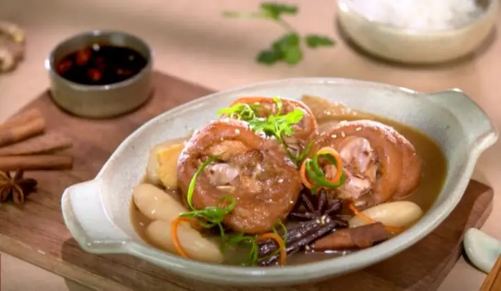 2.2. Cách thực hiện giò heo hon